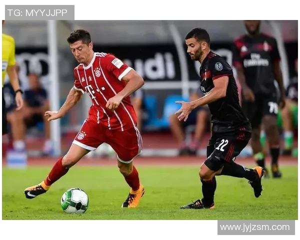 2012年欧冠淘汰赛回顾AC米兰与阿森纳的经典对决分析