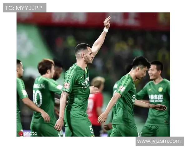 南京足球队强势领跑最新足球力量排行榜前十名分析与展望